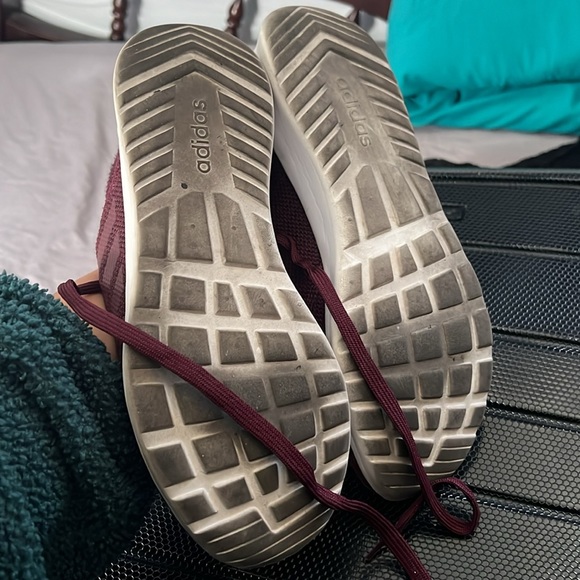 Adidas - Picture 3 of 5